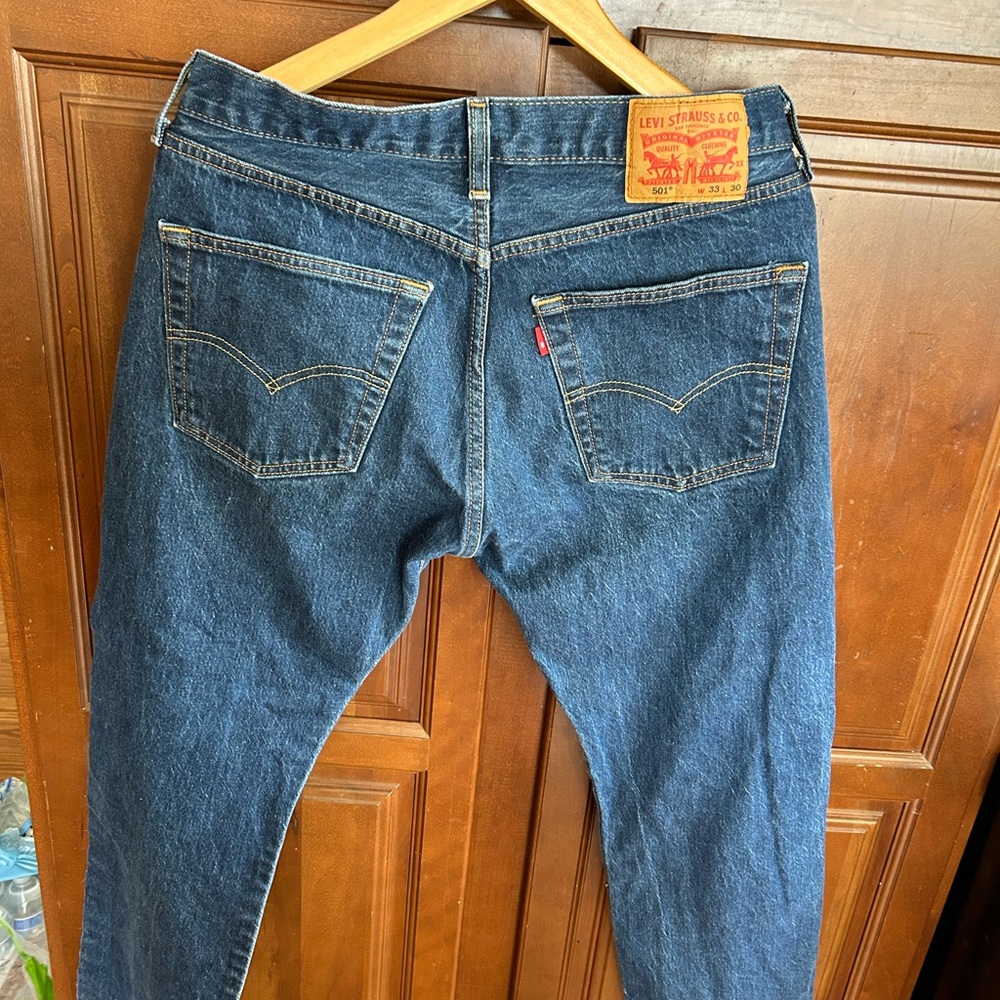 Levi's Men's 501 jeans  33